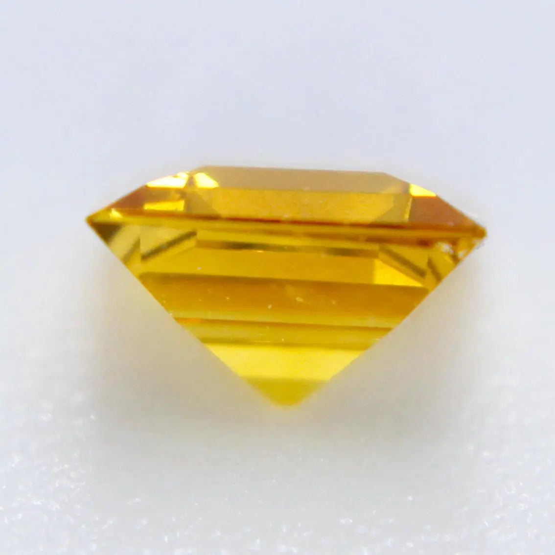 Natural Yellow Sapphire gems-756e