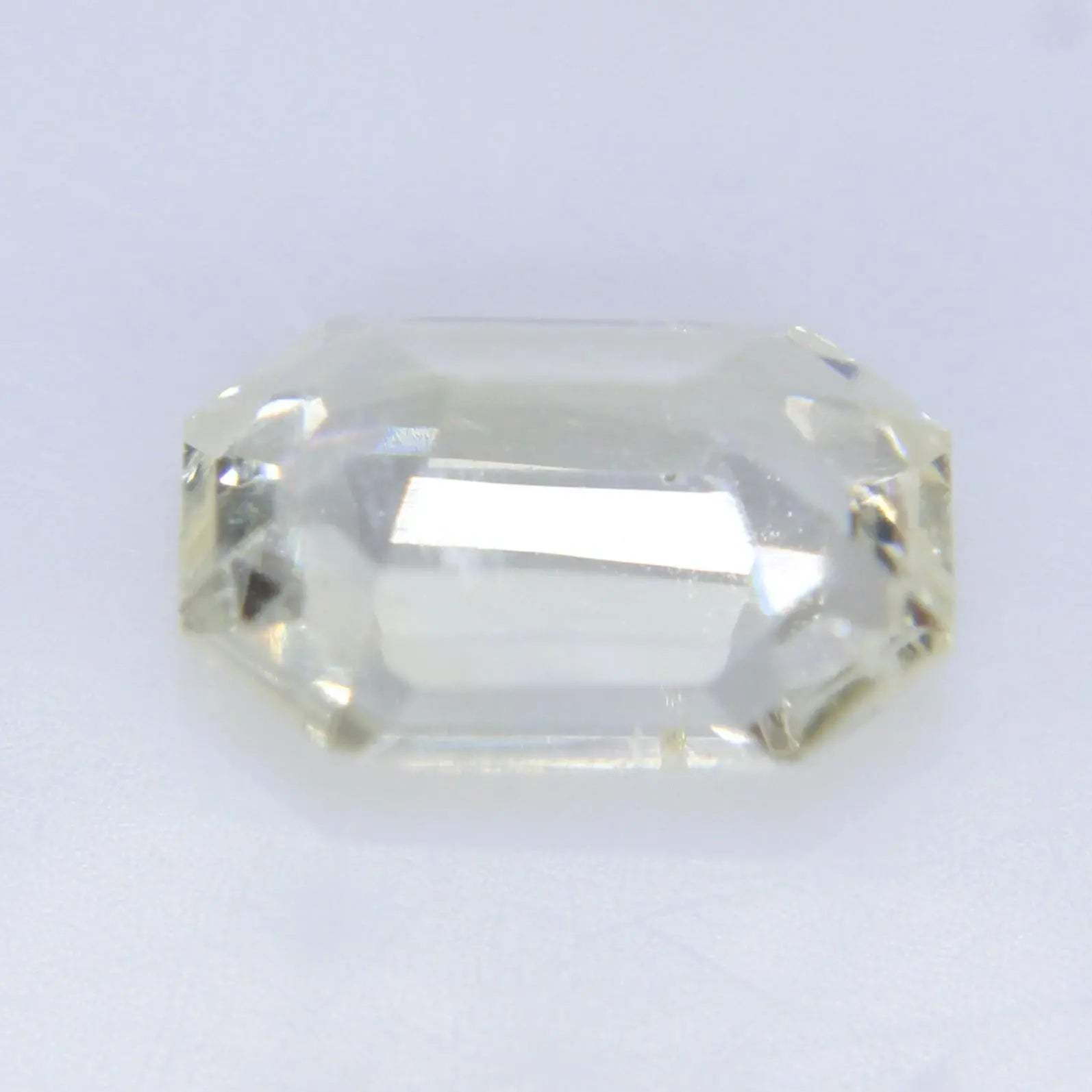 Natural Yellow Sapphire gems-756e