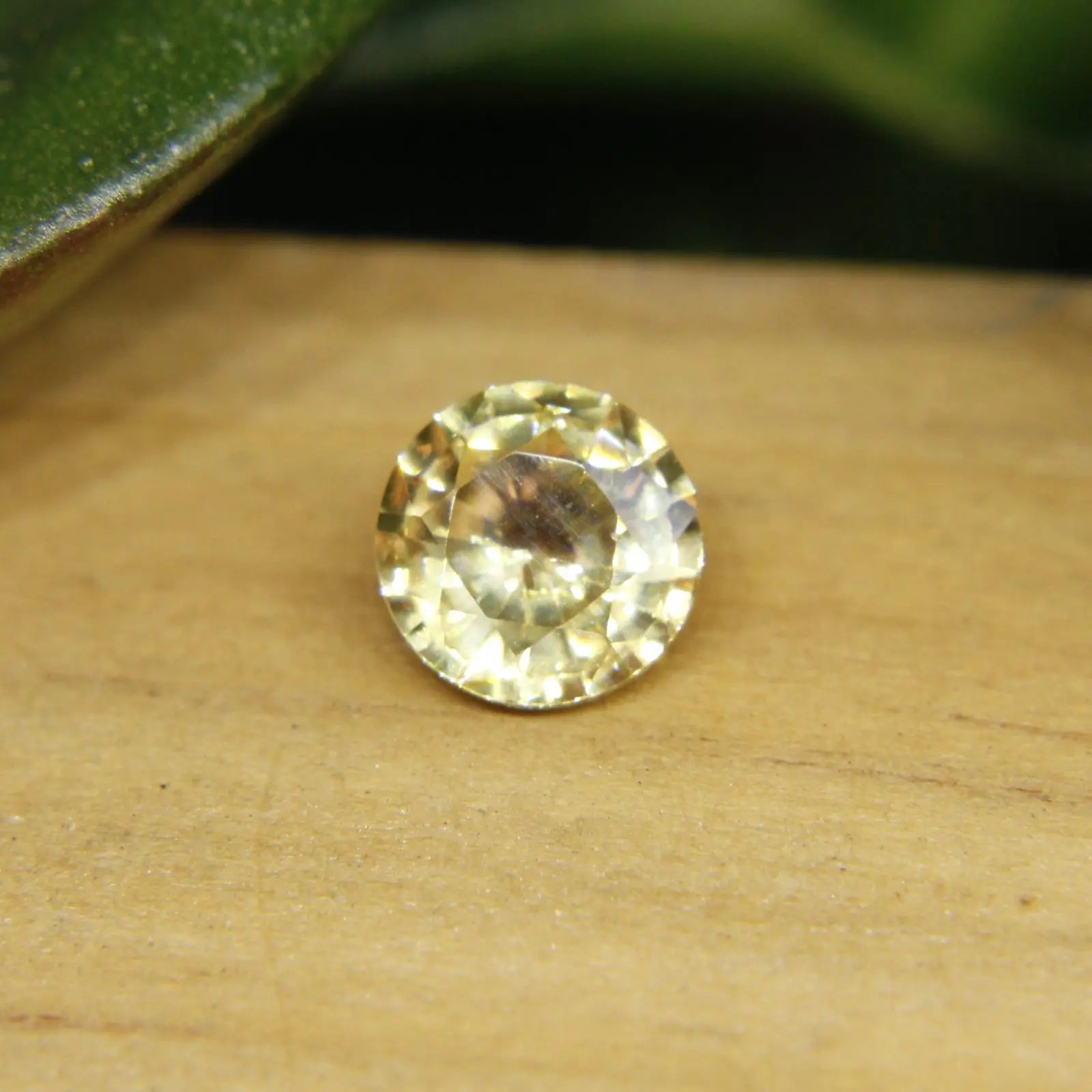 Natural Yellow Zircon gems-756e