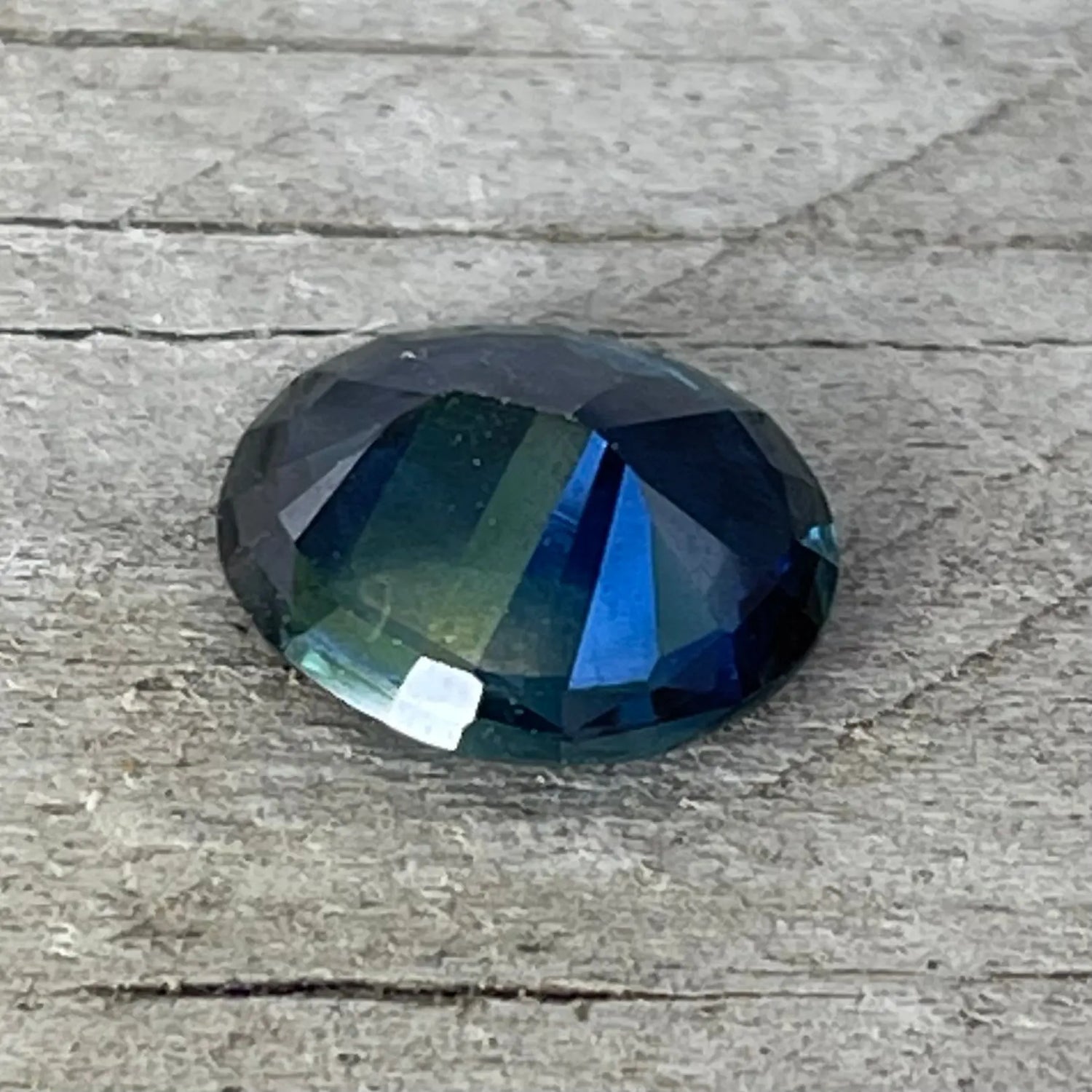 Natural Blue Green Sapphire gems-756e